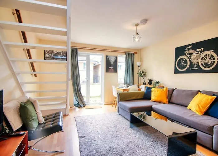2 Bed Camden Mews